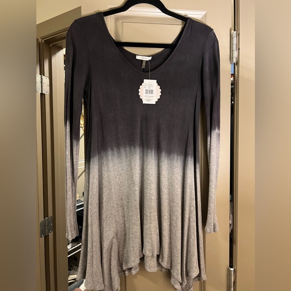 Comfortable long sleeve shirt - Picture 1 of 3